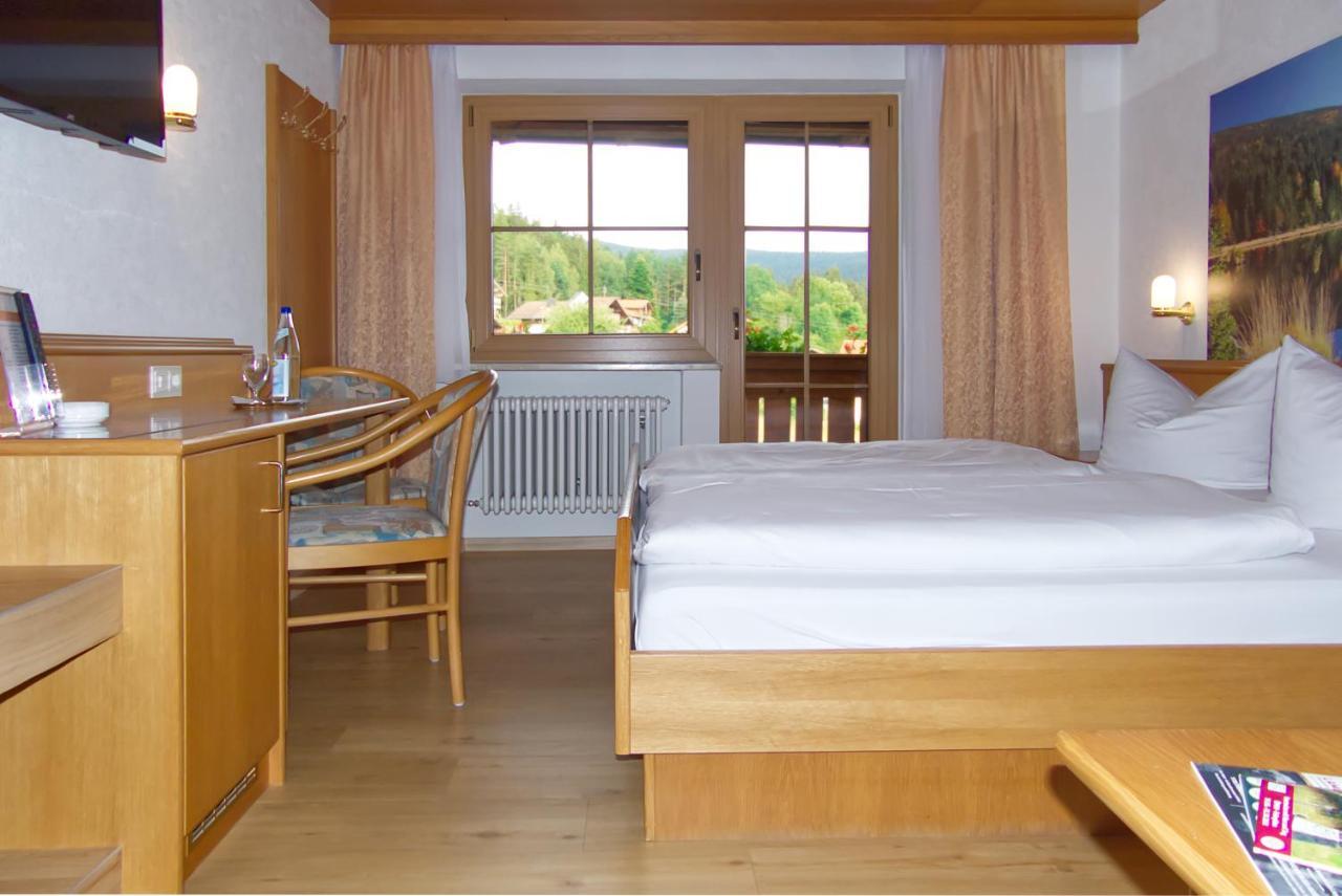 Garnihotel Zur Linde - Bayerischer Wald - Aktivcard Mit 154 Kostenfreien Leistungen - Kostenloser Parkplatz ローベルク エクステリア 写真